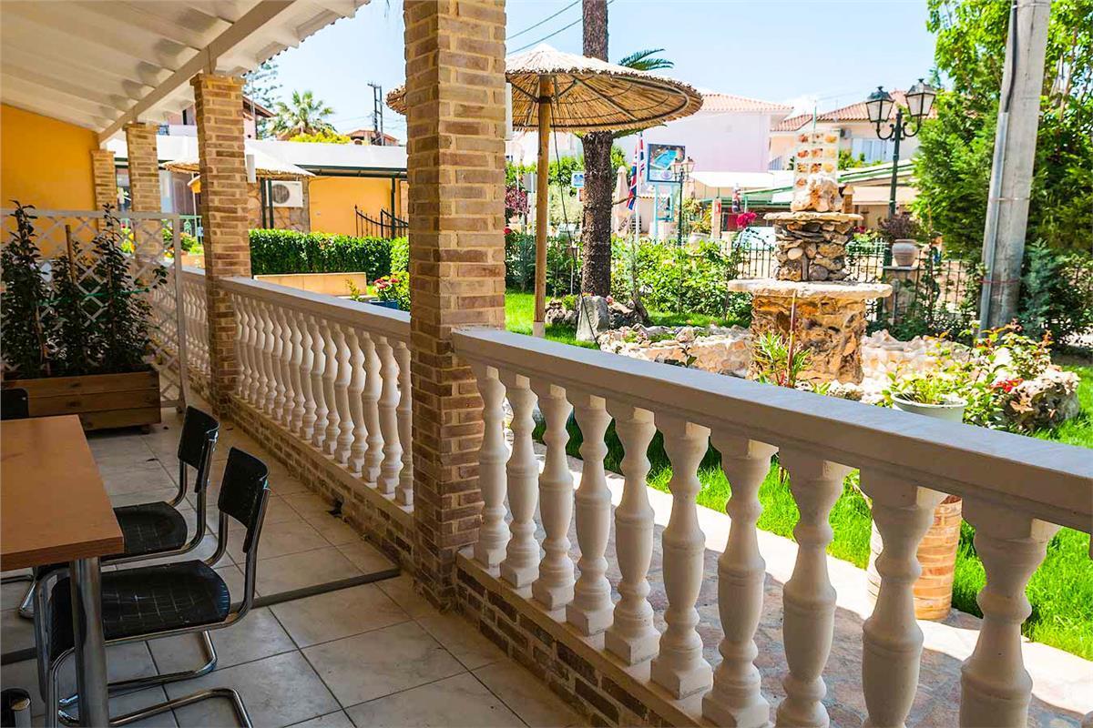 Tom & John Center Aparthotel Tsilivi  Exteriör bild
