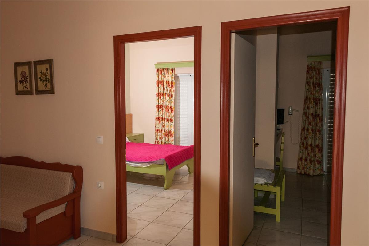 Tom & John Center Aparthotel Tsilivi  Exteriör bild