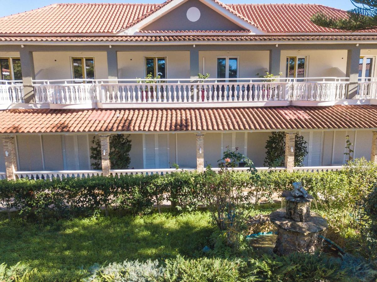 Tom & John Center Aparthotel Tsilivi  Exteriör bild
